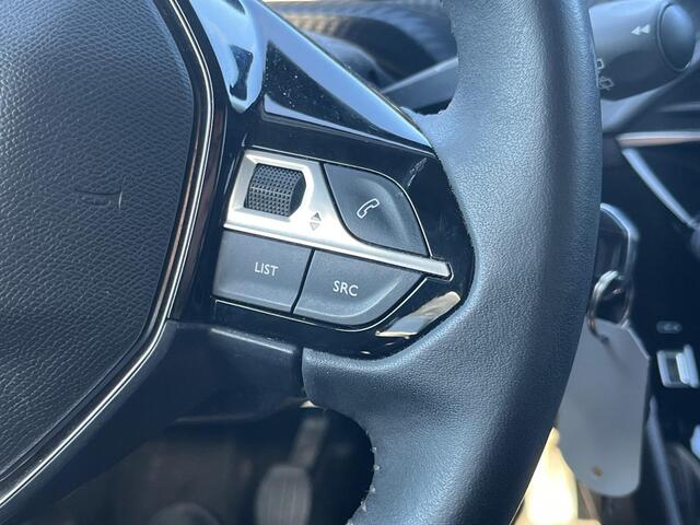 Peugeot 2008 1.2 PureTech Active Pack