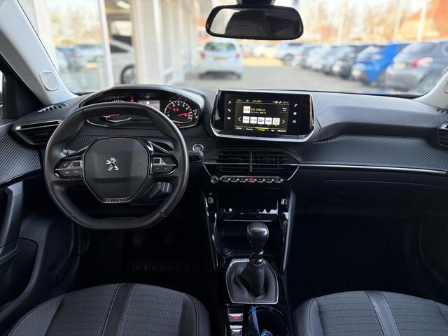 Peugeot 2008 1.2T 130pk Allure | Navigatie | Achteruitrijcamera | Keyless start | Parkeersensoren | Apple Carplay/Android Auto