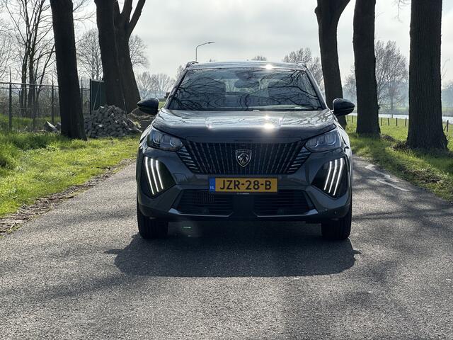 Peugeot 2008 1.2 Hybrid 136 Allure | Stoelverwarming | Adaptieve cruise control | Automaat | Camera