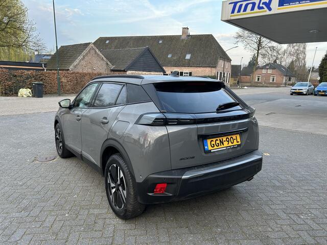 Peugeot 2008 1.2 PureTech 100 Allure