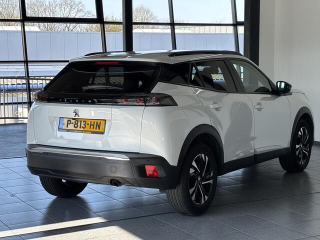 Peugeot 2008 1.2 PureTech Allure Cruise/Climate control, Apple Carplay/Android auto, Stoelverwarming, Achteruitrij-camera, PDC achter,