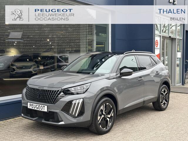 Peugeot 2008 1.2 Hybrid 145 PK GT | Meest Complete Uitvoering | Slechts 16.880 KM | Navigatie | 360 Graden Camera | Adaptieve Cruise Control | All Season Banden | Grip Control | Climate Control | Full LED Verlichting | Zwart Dak | Hoge Zitpositie | 17" Lichtmetalen Ve