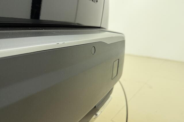 Peugeot 2008 1.2 Hybrid 145 Allure | Climate & Cruise Control | Parkeersensoren voor + achter | AppleCarplay/Android Auto |