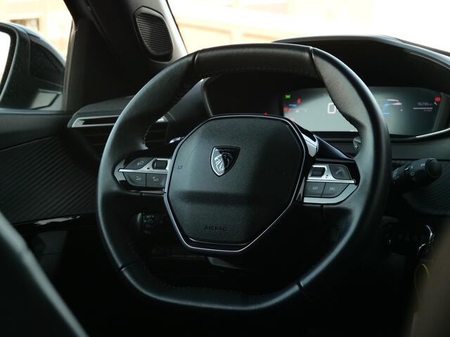 Peugeot 2008 1.2 Hybrid 136 Pk Allure Automaat DAB / Apple Carplay / PDC / 17 inch