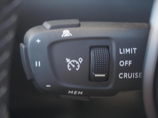 Peugeot 2008 1.2 Hybrid 145 Allure 360 Camera