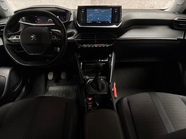 Peugeot 2008 1.2 PureTech Allure Sport (VIRTUAL COCKPIT, APPLE CARPLAY, 360 CAMERA, LEDER, KEYLESS, SPORTSTOELEN, GETINT GLAS, LM VELGEN, NIEUWSTAAT)