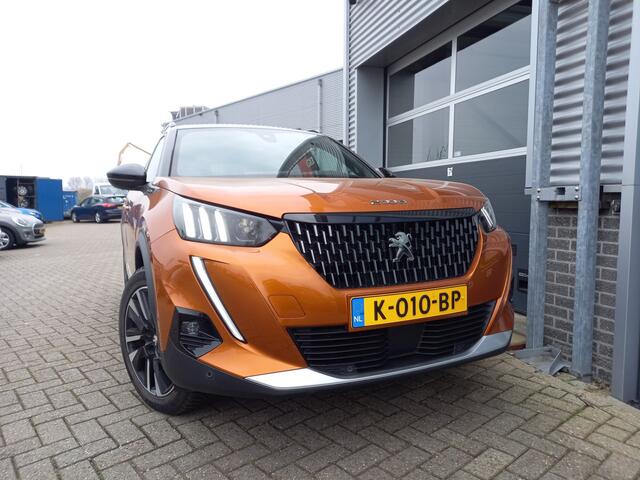 Peugeot 2008 1.2 130PK PureTech GT-Line - CAMERA - TREKHAAK - 3D COCKPIT - CARPLAY / ANDROID - LED - NL AUTO