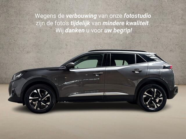 Peugeot 2008 1.2 PureTech Allure Sport 131Pk Automaat (VIRTUAL COCKPIT, APPLE CARPLAY, GROOT NAVI, KEYLESS, LEDER, SPORTSTOELEN, 360 CAMERA, GETINT GLAS, LM VELGEN, NIEUWE APK, NIEUWSTAAT)