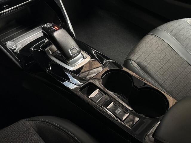 Peugeot 2008 1.2 PureTech Allure Sport 131Pk Automaat (VIRTUAL COCKPIT, APPLE CARPLAY, GROOT NAVI, KEYLESS, LEDER, SPORTSTOELEN, 360 CAMERA, GETINT GLAS, LM VELGEN, NIEUWE APK, NIEUWSTAAT)