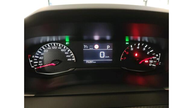 Peugeot 2008 1.2 PureTech Allure NL-AUTO | TREKHAAK | CAMERA