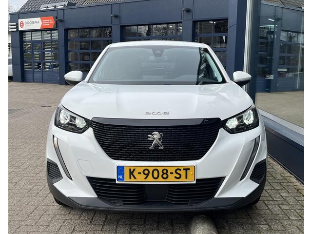 Peugeot 2008 1.2 Turbo 100 PK Active Pack | Navigatie | Apple carplay | Hoge zitpositie | Parkeersensoren | Climate Control | Cruise Control | Lichtmetalen velgen |