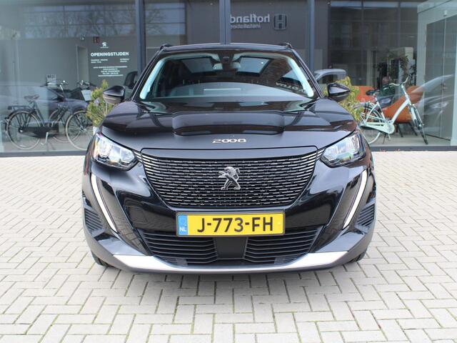 Peugeot 2008 1.2 PureTech Allure 100PK Trekhaak, Navigatie, Climate control