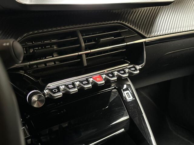 Peugeot 2008 1.2 PureTech Allure Sport 131Pk Automaat (APPLE CARPLAY, GROOT NAVI, ZWART HEMEL, LEDER, 360 CAMERA, SPORTSTOELEN, GETINT GLAS, LM VELGEN, NIEUWE APK, NIEUWSTAAT)
