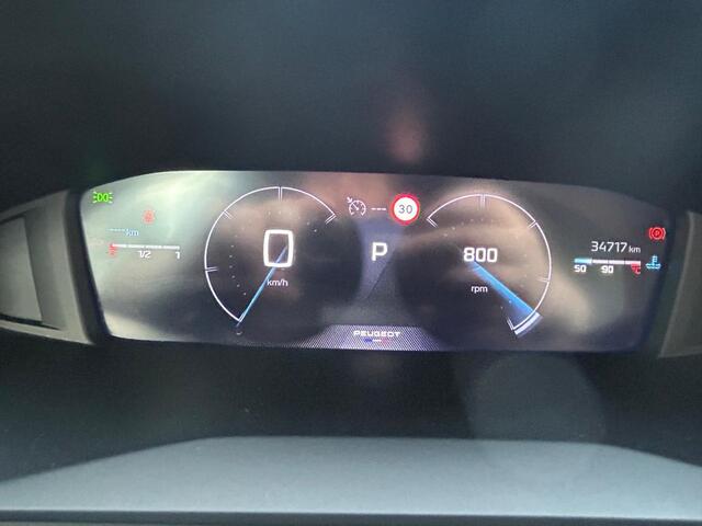Peugeot 2008 1.2T 130pk Automaat Allure | Stoelverwarming | Achteruitrijd Camera | Climate & Cruise Control | Navigatie |