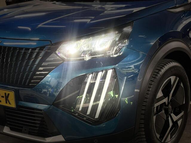 Peugeot 2008 Allure Pack 1.2 Turbo 100pk | 360° CAMERA | STOELVERW. | KEYLESS ENTRY | ADAPTIVE CRUISE | DODEHOEKBEW. | NAVI | GRIPCONTROL | EXTRA GETINTE RUITEN |