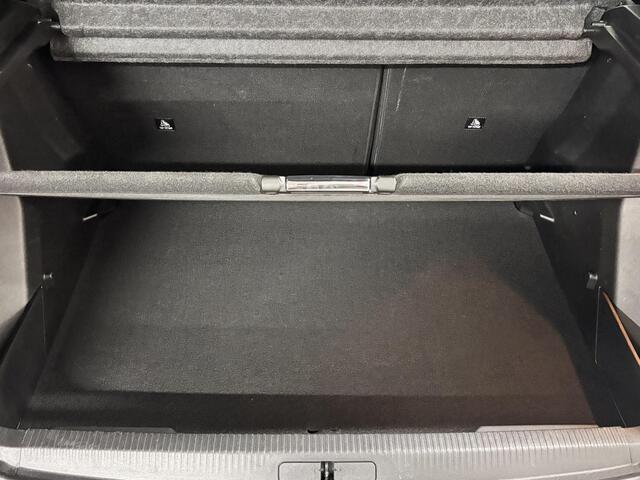 Peugeot 2008 Allure Pack 1.2 Turbo 100pk | 360° CAMERA | STOELVERW. | KEYLESS ENTRY | ADAPTIVE CRUISE | DODEHOEKBEW. | NAVI | GRIPCONTROL | EXTRA GETINTE RUITEN |