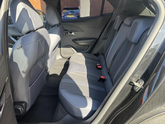 Peugeot 2008 1.2 PureTech Allure // D. RIEM VERVANGEN!! // NAVI // CLIMA // CRUISE // CAMERA // APPLE CARPLAY - ANDROID AUTO //