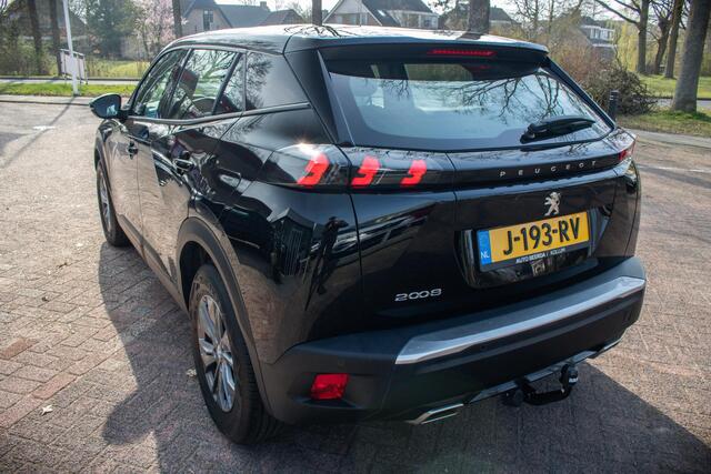 Peugeot 2008 1.2 PureTech Blue Lease Active 130 PK | Handgeschakeld | Trekhaak