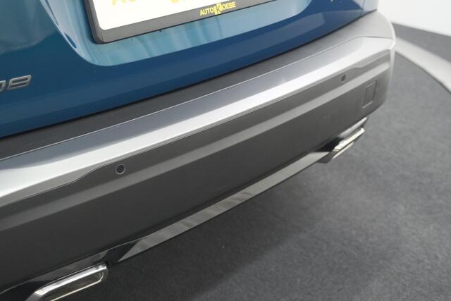 Peugeot 2008 1.2 Hybrid 145 Allure | 360 Camera | Adaptieve Cruise Control | Dodehoekdetectie | Apple Carplay