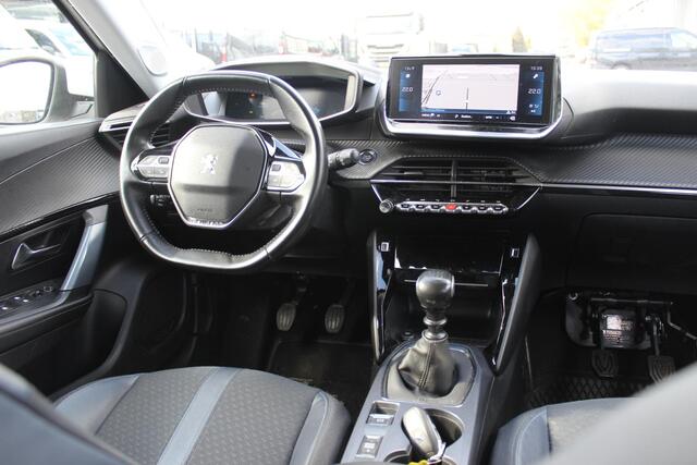 Peugeot 2008 1.2 PureTech Allure, Lesauto met dubbele bediening