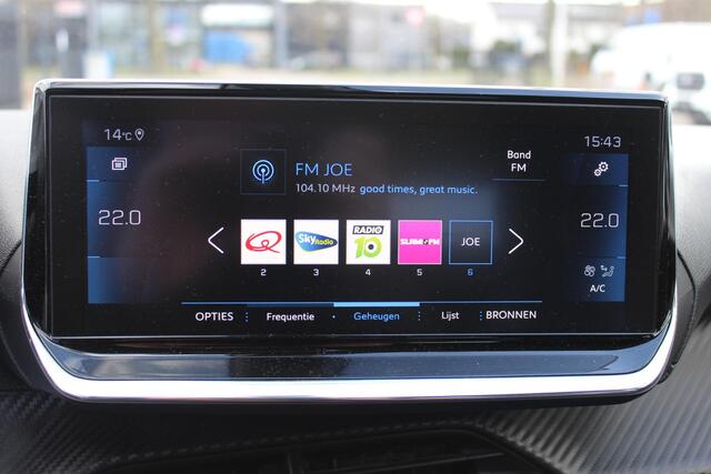 Peugeot 2008 1.2 PureTech Allure, Lesauto met dubbele bediening