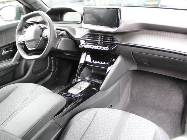Peugeot 2008 1.2 Hybrid 145 GT Automaat | Navi / Camera / Climate