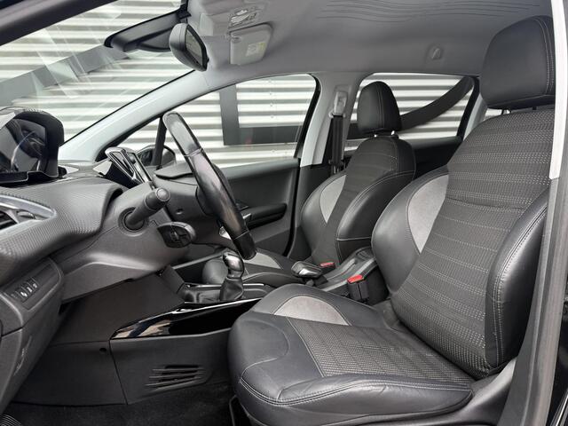 Peugeot 2008 1.2 PureTech Allure 2e Eigenaar|Navi|Camera|Clima|Cruise|Carplay|PDC V+A|D-riem vv in 2023|N.A.P|APK tot 12-2026