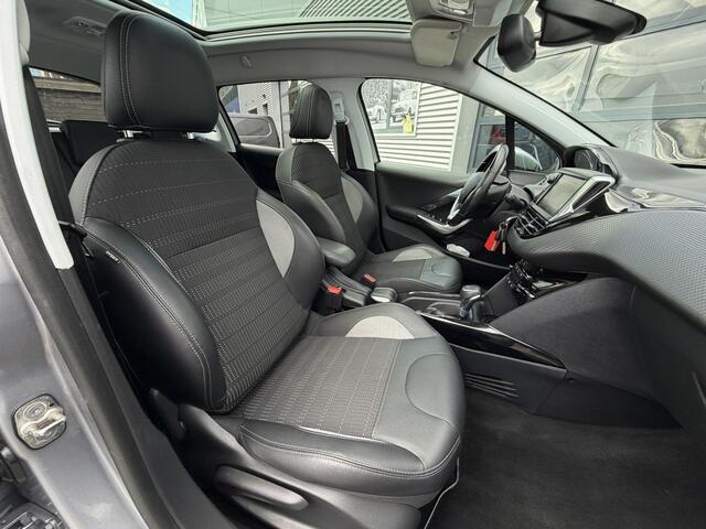 Peugeot 2008 1.2 PureTech Allure Automaat Clima Navi Pano Camera CarPlay