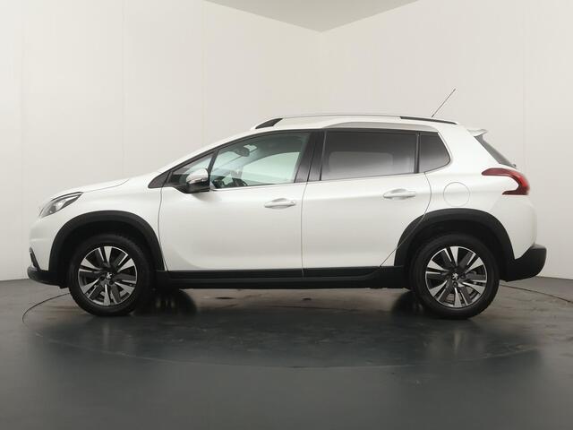 Peugeot 2008 1.2 PureTech Allure - Navigatie - Climate Controle - Trekhaak - Cruise Control