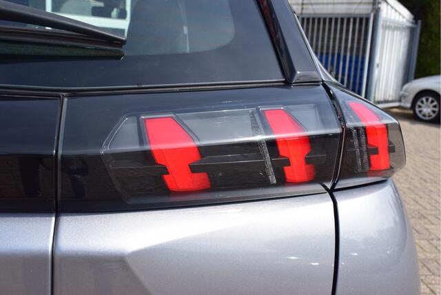 Peugeot 2008 1.2 Active Pack 130PK | Automaat |