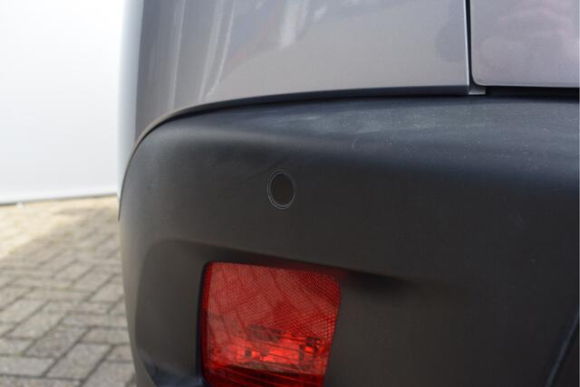 Peugeot 2008 1.2 Active Pack 130PK | Automaat |