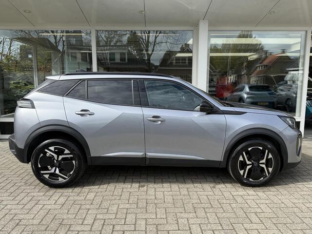 Peugeot 2008 1.2 Turbo 100 Allure | Draadloos Apple Carplay/Android Auto | Parkeersensoren | Privacy Glass | Lichtmetalen velgen |