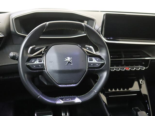 Peugeot 2008 1.2 PureTech GT Pack // Schuifdak!