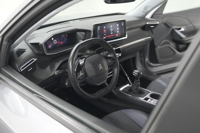 Peugeot 2008 PureTech 130 Blue Lease Allure | Camera | Navigatie | Parkeersensoren | Apple Carplay