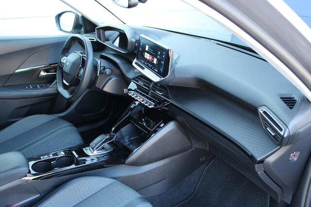 Peugeot 2008 1.2 PureTech 130pk Allure Automaat Airco Navi Camera Carplay Trekhaak Zeer mooi