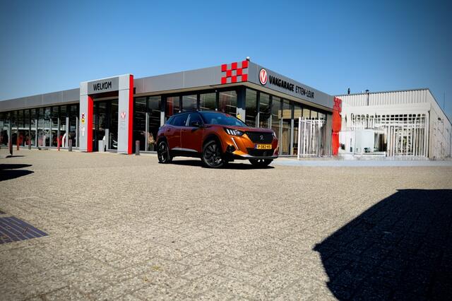 Peugeot 2008 1.2 155PK GT Pack | PANO | STOELVERWARMING | 3D COCKPIT