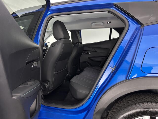 Peugeot 2008 1.5 BlueHDi Blue Lease Allure (INCL. BTW) Aut. *FULL-LED | LEATHER-FABRIC | NAVI-FULLMAP | DIGI-COCKPIT | SPORTSEATS | CAMERA | KEYLESS | PRIVACY-GLASS | CARPLAY | ECC | PDC | CRUISE | CARPLAY | TOWBAR | 18"ALU*