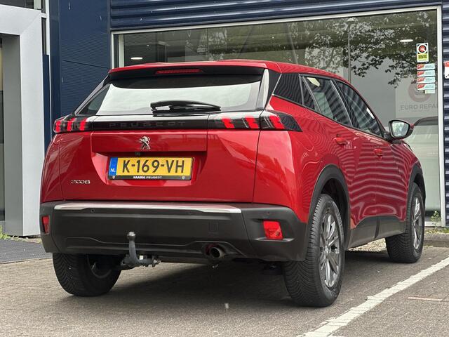 Peugeot 2008 1.2 PureTech Active Pack | Trekhaak | Navigatie | Climate Control | Cruise Control | Navigatie | Lichtmetalen velgen met Allseason banden | DAB | Apple Carplay/Android Auto |