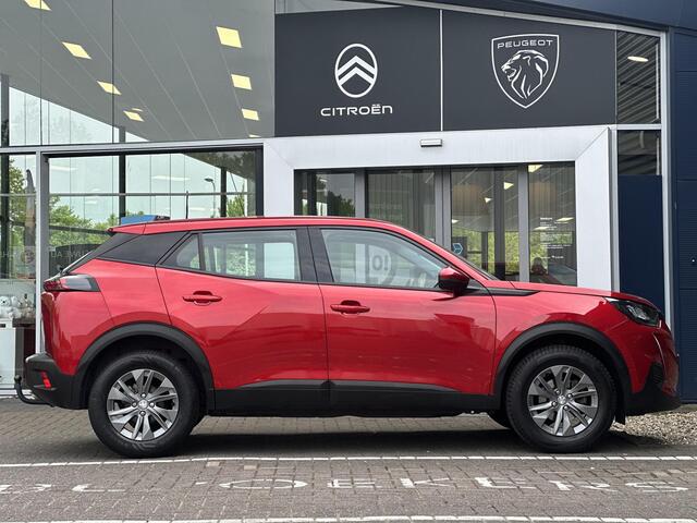 Peugeot 2008 1.2 PureTech Active Pack | Trekhaak | Navigatie | Climate Control | Cruise Control | Navigatie | Lichtmetalen velgen met Allseason banden | DAB | Apple Carplay/Android Auto |