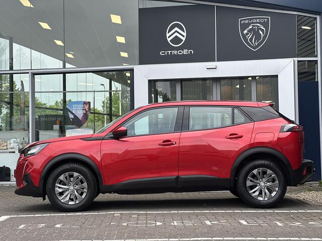 Peugeot 2008 1.2 PureTech Active Pack | Trekhaak | Navigatie | Climate Control | Cruise Control | Navigatie | Lichtmetalen velgen met Allseason banden | DAB | Apple Carplay/Android Auto |