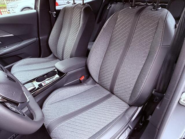 Peugeot 2008 1.2 Hybrid Allure Automaat | Clima | Camera | PDC | Keyless |