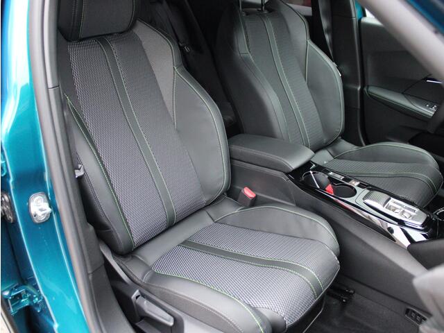 Peugeot 2008 1.2 Hybrid 145 GT VOORRAAD KORTING