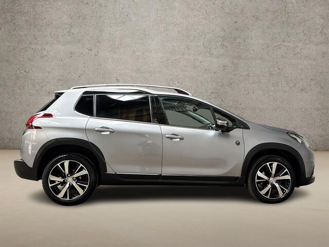 Peugeot 2008 1.2 PureTech Sport (PANORAMADAK, APPLE CARPLAY, NAVIGATIE, CLIMATE, LEDER/ALCANTARA, SPORTSTOELEN, GETINT GLAS, CRUISE, NIEUWE APK, NIEUWSTAAT)