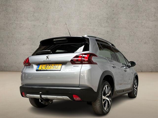 Peugeot 2008 1.2 PureTech Sport (PANORAMADAK, APPLE CARPLAY, NAVIGATIE, CLIMATE, LEDER/ALCANTARA, SPORTSTOELEN, GETINT GLAS, CRUISE, NIEUWE APK, NIEUWSTAAT)