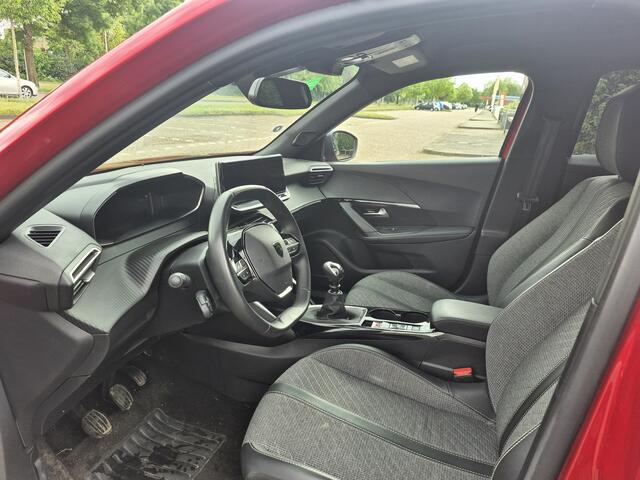 Peugeot 2008 1.2 PureTech 100 Allure