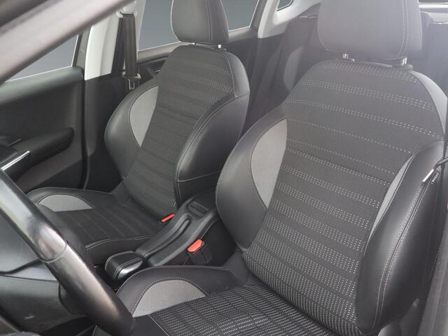 Peugeot 2008 Allure 1.2 Turbo 110pk EAT6 | AUTOMAAT | NAVI | CLIMA | CAMERA |