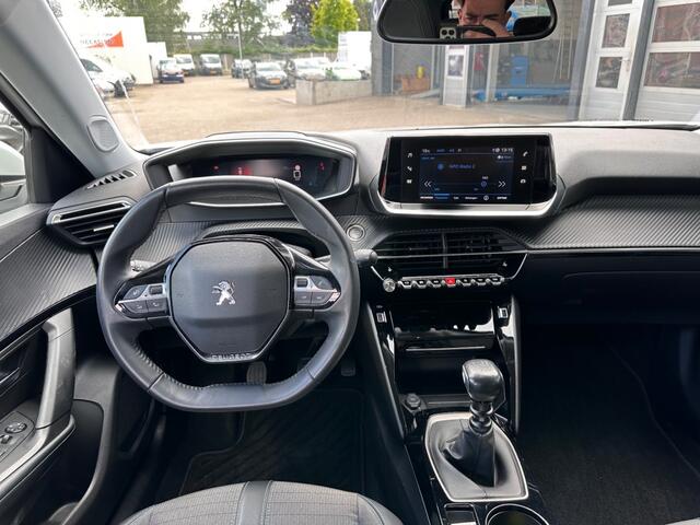 Peugeot 2008 1.2 PT ALLURE PACK
