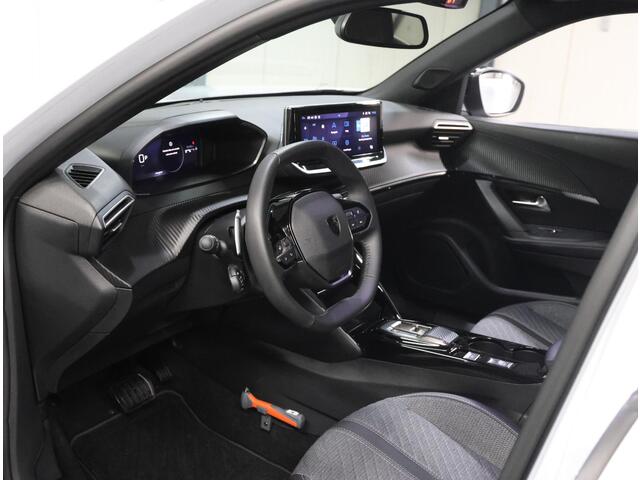Peugeot 2008 1.2 130PK Allure | 1ste eigenaar | AppleCarPlay/AndroidAuto | Climate Control | Cruise Control | Camera | Keyless | FULL LED | Navigatie | LMV | Parkeersensoren | Privacy Glass | Isofix |