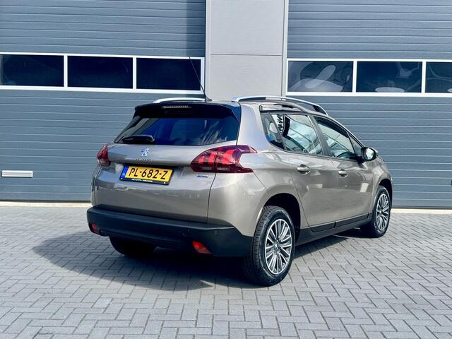 Peugeot 2008 1.2/ 110 PK Blue Lion NAP/ LED/ Pano/ NAV/ Facelift model/ 2e eigenaar