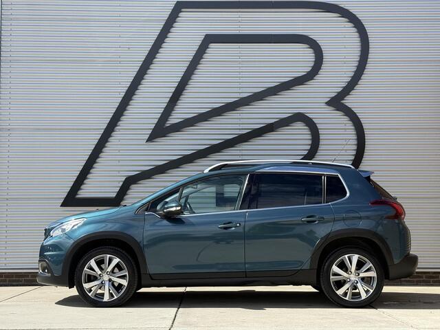 Peugeot 2008 1.2 PureTech Allure Navi|Clima|Cruise|Camera|Pano|Carplay|Trekhaak|PDC|D-riem vv in 2023|N.A.P|APK tot 09-2026